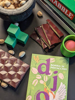 Load image into Gallery viewer, Dattelschokolade Bomba di Pistacchio 70% vegan &amp; bio
