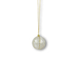 Lade das Bild in den Galerie-Viewer, Weihnachtskugel Weiß &amp; Gold gestreift ø 3 cm

