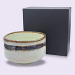 Load image into Gallery viewer, Japanische Matcha Schale Chawan Wasabi handgemacht Keramik

