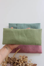 Lade das Bild in den Galerie-Viewer, Entspannungskissen für die Augen Leinen Olivgrün
