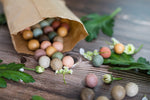 Load image into Gallery viewer, Geschenkbox Happiness Grows a Garden 7 Samenkugeln bio
