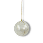 Lade das Bild in den Galerie-Viewer, Weihnachtskugel Weiß &amp; Gold gestreift ø 6 cm
