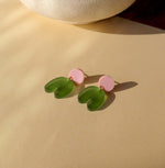 Load image into Gallery viewer, Rosa Olive transparent Squishy Arch Bogen Ohrringe
