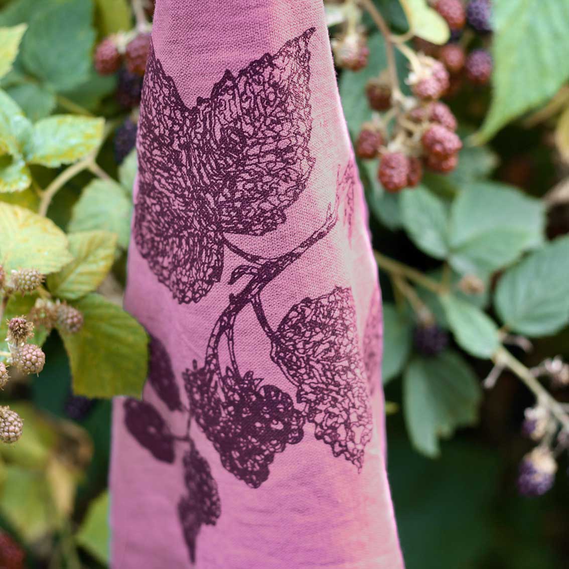 Geschirrtuch Leinen Erika mit Siebdruck Beerenzweig
