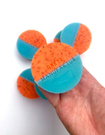 Lade das Bild in den Galerie-Viewer, Duschseife LINA Zitronenmyrthe
