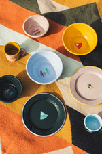 Load image into Gallery viewer, Kleine Emaille Tasse Go Camping
