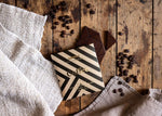 Load image into Gallery viewer, Schokolade mit Espresso und Cashew - bio &amp; vegan
