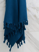 Load image into Gallery viewer, Badetuch Baklavay Indigo 17o x o.9o cm
