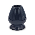 Load image into Gallery viewer, Matcha Besen Halter Kusenaoshi Schwarz aus Keramik
