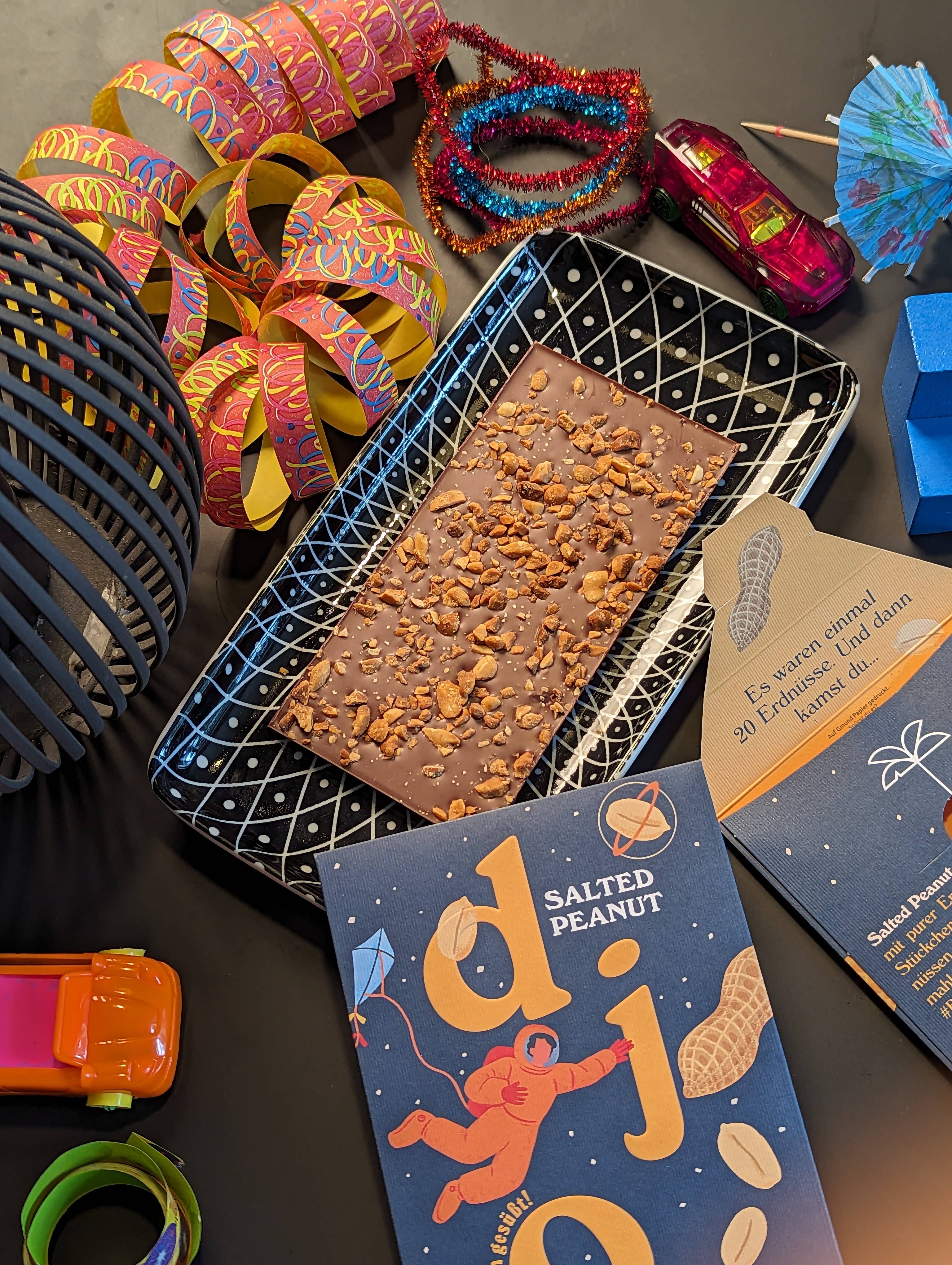 Dattelschokolade Salted Peanut 32% vegan & bio