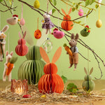 Lade das Bild in den Galerie-Viewer, Osterdeko Papier-Anänger Hase Grün 10cm
