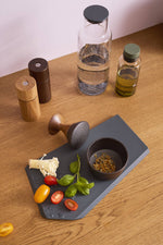 Lade das Bild in den Galerie-Viewer, Kiruna Mörser Gusseisen Schwarz
