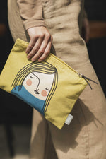 Lade das Bild in den Galerie-Viewer, Kosmetiktasche Renate
