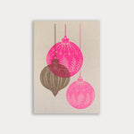 Load image into Gallery viewer, Postkarte Weihnachtskugeln Pink
