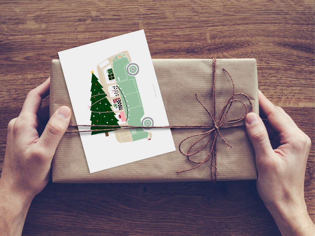 Postkarte Driving home for Christmas Bulli grün